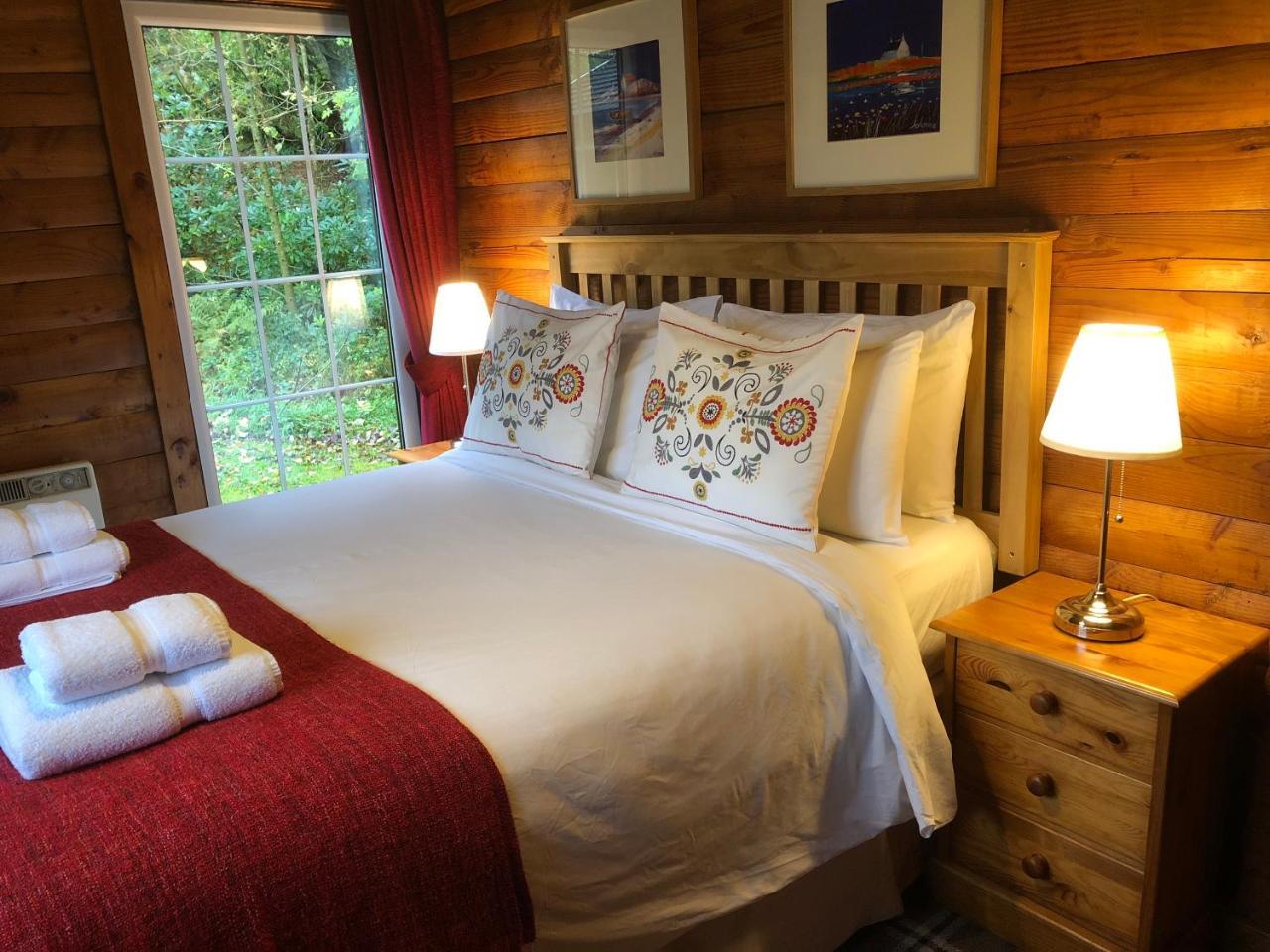 Pucks Glen Lodges, Rashfield, By 다눈 외부 사진